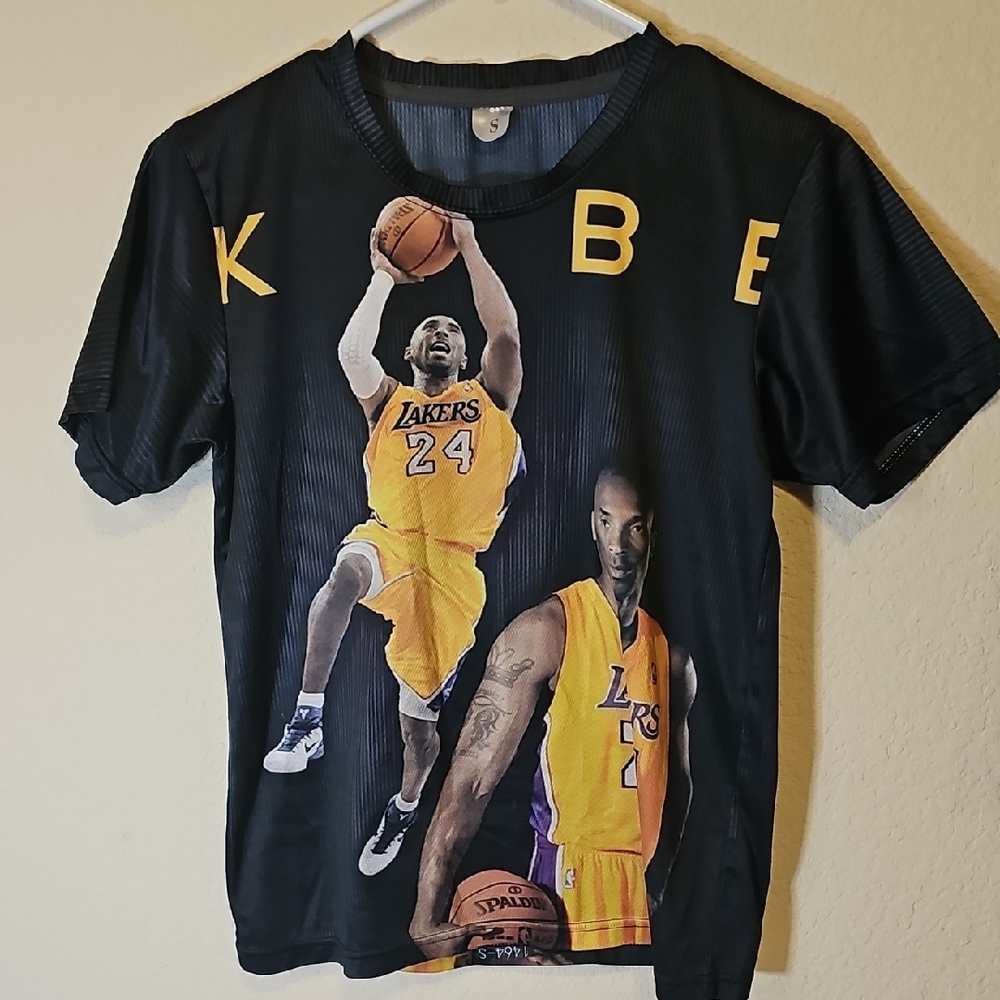 Black and Yellow Lakers Graphic T-Shirt